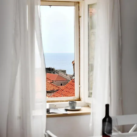 Apartment Lucia Old Town