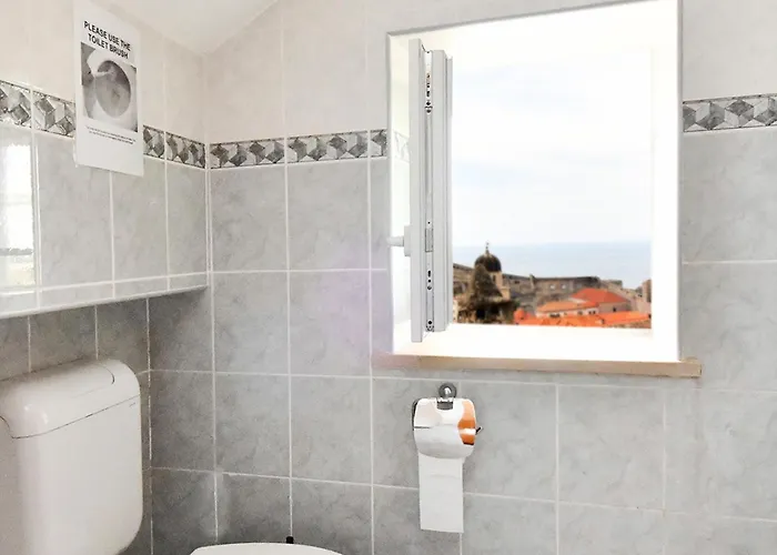 Lucia Old Town דוברובניק